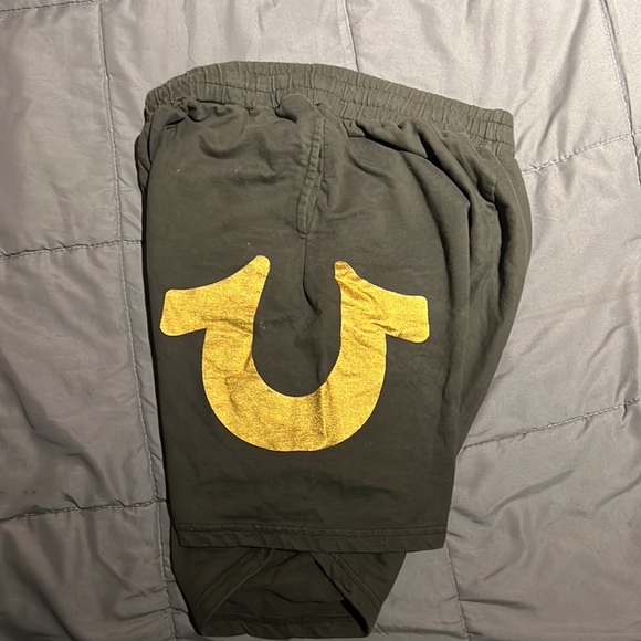 True religion loungewear shorts - Picture 2 of 4